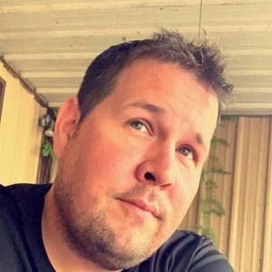 Meet your Posher, Johnathan